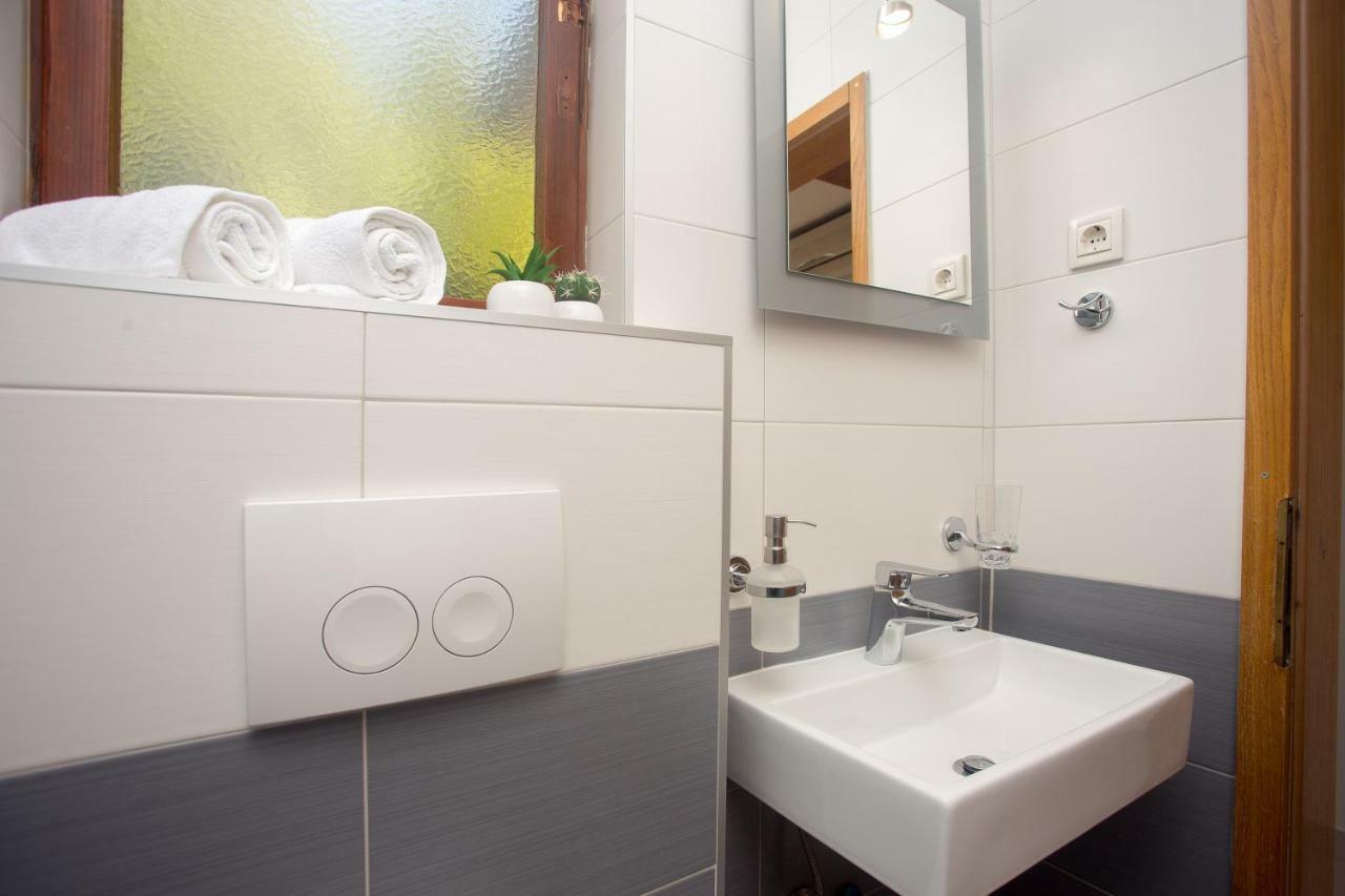 Apartments Balic Иван-Долац Экстерьер фото